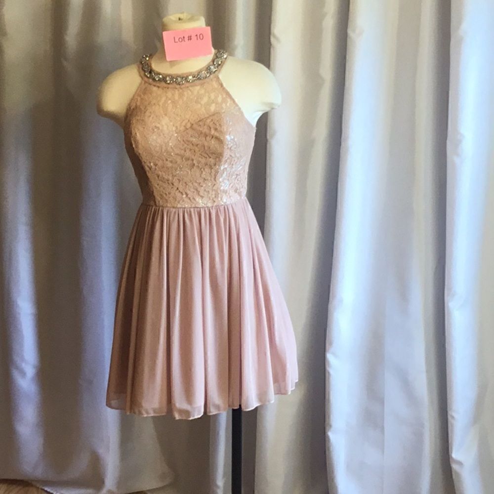 NWOT formal mini dress in size 3 dusty rose color with jeweled neckline